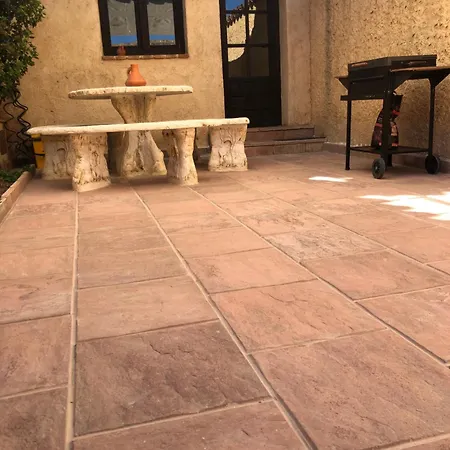 בית נופש Casa Mediodia Villanueva de Los Caballeros