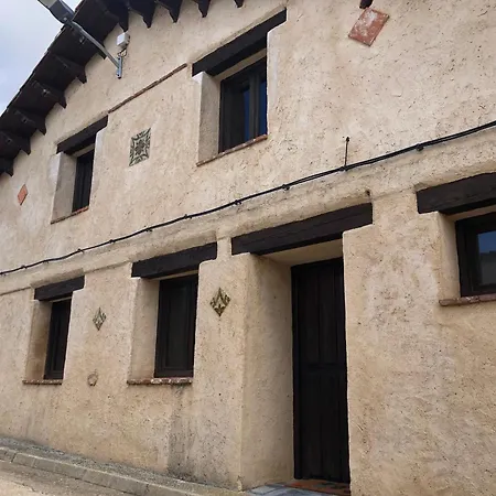 Casa Mediodia Villanueva de Los Caballeros